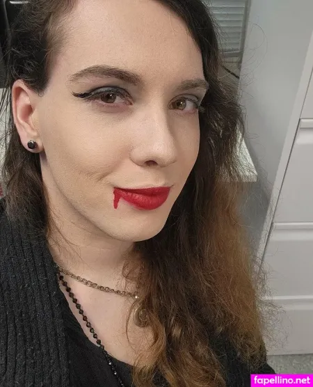 Rosegoldember OnlyFans Thumbnail #vL8kqXpogz