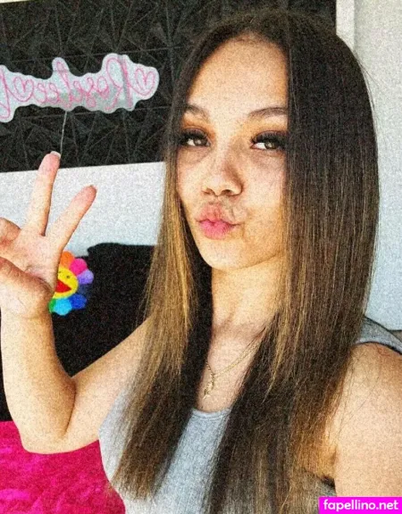 Roseleedi OnlyFans Thumbnail #eCirS5Ot2R