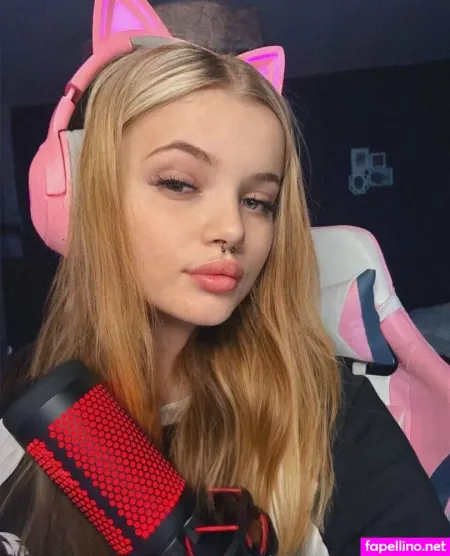 Roselin De OnlyFans Thumbnail #GKjKA9tmKD