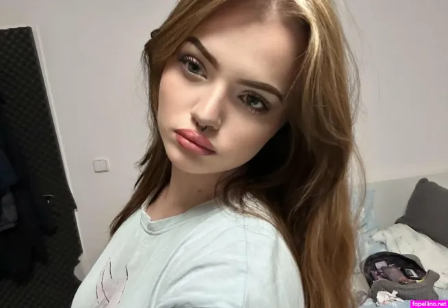 Roselin De OnlyFans Thumbnail #lJFpuaGVUC