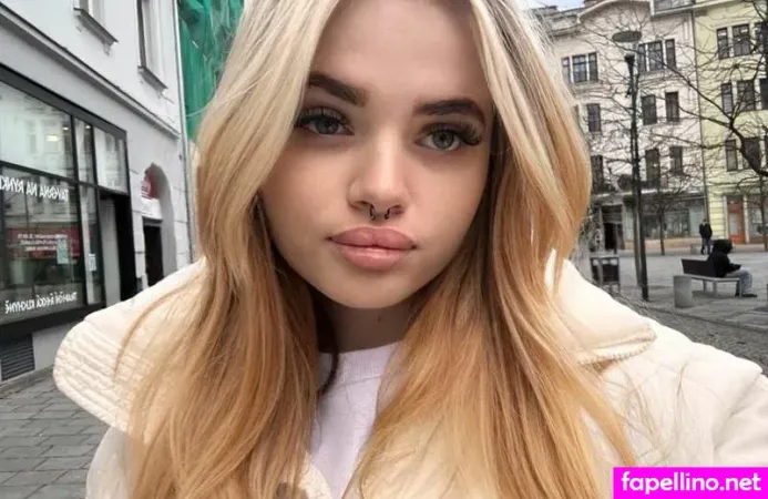 Roselinde OnlyFans Thumbnail #VSqcvRrJDM