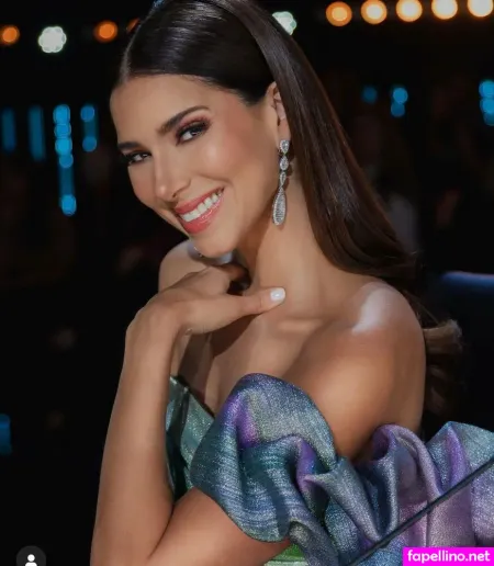 Roselyn Sanchez OnlyFans Thumbnail #DXknF8QlwG