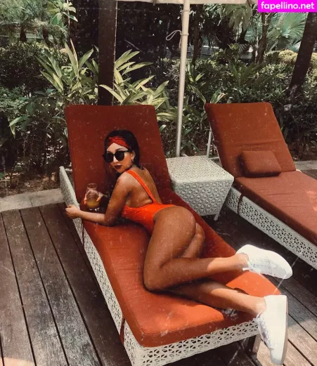 Roselynelq OnlyFans Thumbnail #iRUFbAmFxX