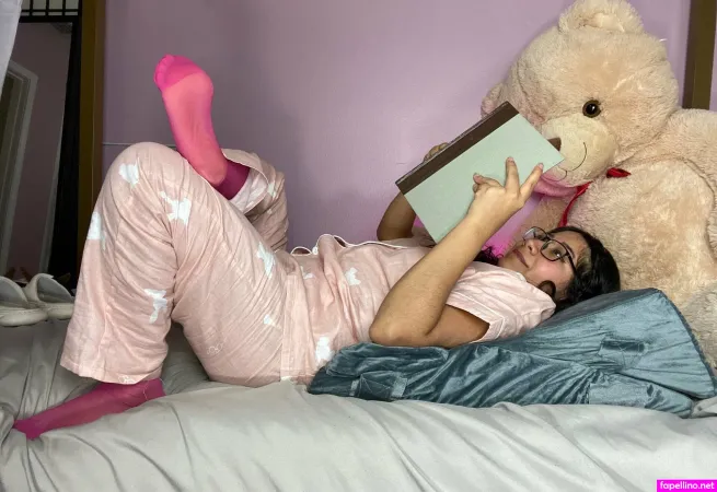 Rosemarieloves 10 OnlyFans Thumbnail #tZukCjoieX