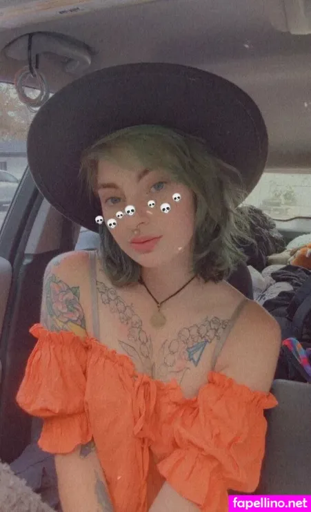 Rosemary Blossom OnlyFans Thumbnail #t0qjPOOAQ9