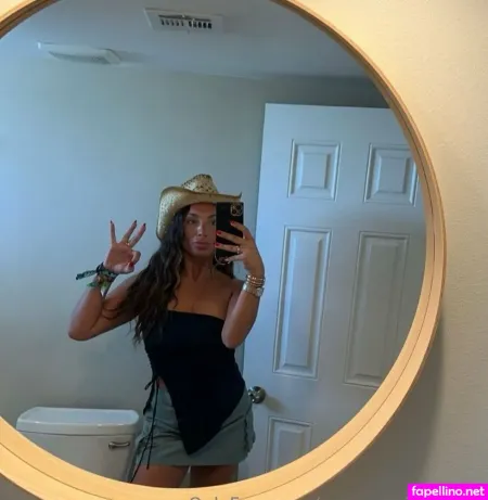 Rosemaryinthecity OnlyFans Thumbnail #KsYN3DrYYI