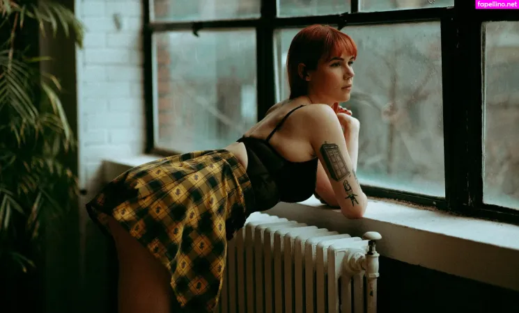 Rosemoontv OnlyFans Thumbnail #7xtlNIsqPY