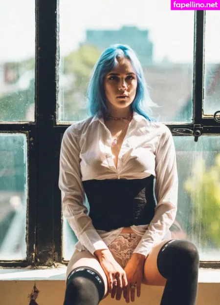 Rosemoontv OnlyFans Thumbnail #D8L9pw6MvJ