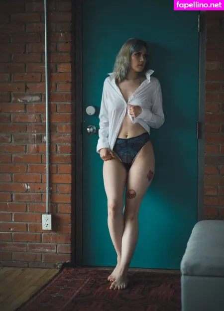 Rosemoontv OnlyFans Thumbnail #QdXgn8LBm9