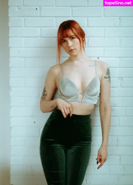 Rosemoontv OnlyFans Thumbnail #q6l26tj0TO