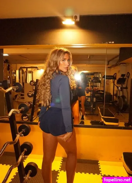 Roseoftv OnlyFans Thumbnail #27W9EIhTfQ