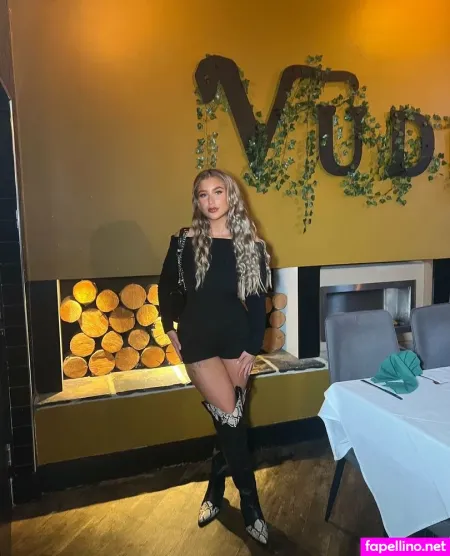 Roseoftv OnlyFans Thumbnail #IYeqrGx7Yw