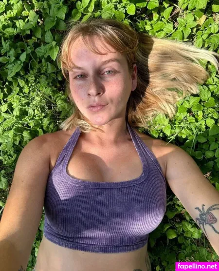 Roseposexxx OnlyFans Thumbnail #T8UUmZFnf8