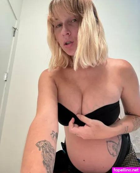 Roseposexxx OnlyFans Thumbnail #yi7qL6ieY8