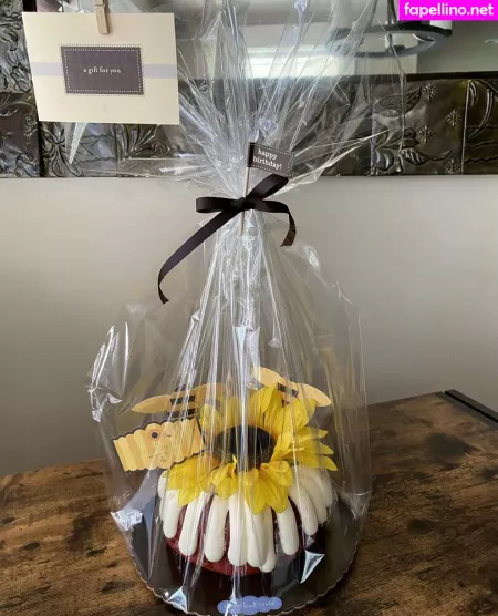 Roseredwood OnlyFans Thumbnail #zGbLmBidfb