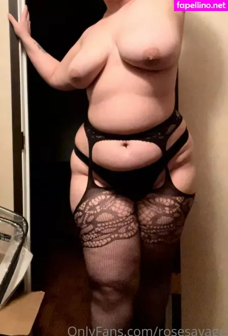 Rosesavage OnlyFans Thumbnail #TikdUD1bij