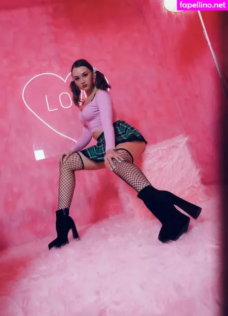 Rosevnv OnlyFans Thumbnail #cHKObYyvpS