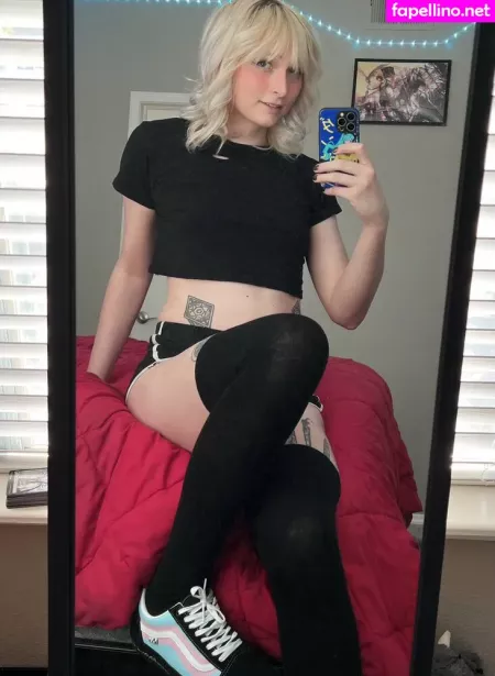 Rosewaltzex OnlyFans Thumbnail #8NHhXeD8yA