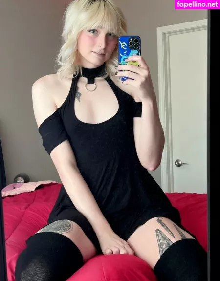 Rosewaltzex OnlyFans Thumbnail #9ZUwwfIALp