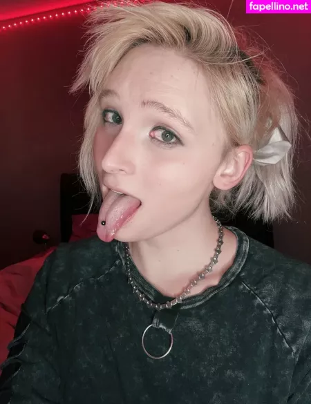 Rosewaltzex OnlyFans Thumbnail #c4JMzUuWQW