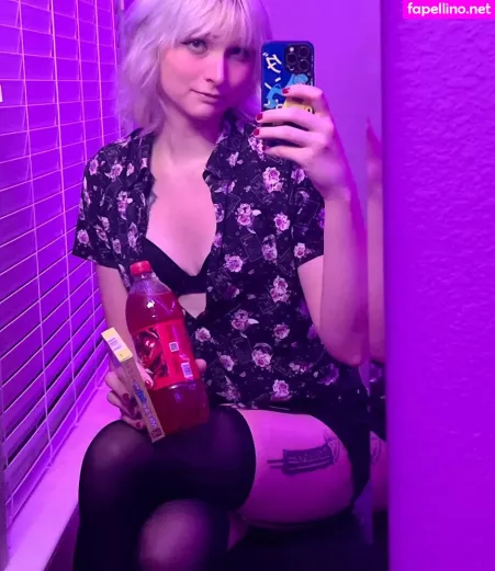 Rosewaltzex OnlyFans Thumbnail #jfLt0FgodD