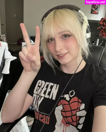 Rosewaltzex OnlyFans Thumbnail #kkuRDBrtHn