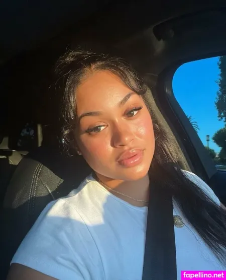 Roseyroyyal OnlyFans Thumbnail #oejbqmSpx1