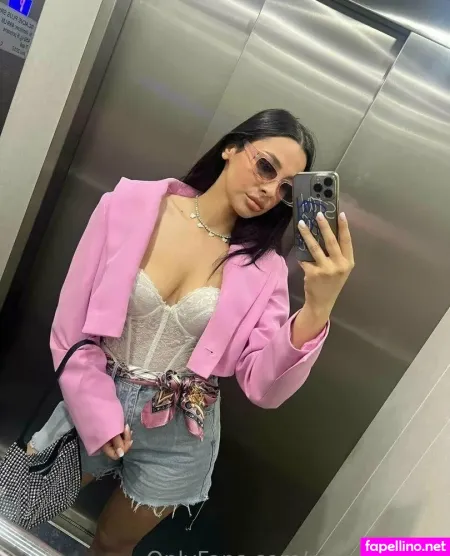 Roseysweets OnlyFans Thumbnail #BCqhAPMMuz