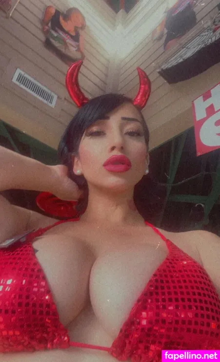 Roshiecruz OnlyFans Thumbnail #FMfn7MpyvY