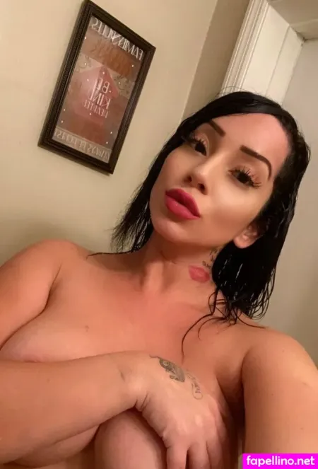 Roshiecruz OnlyFans Thumbnail #NIhAbikK67