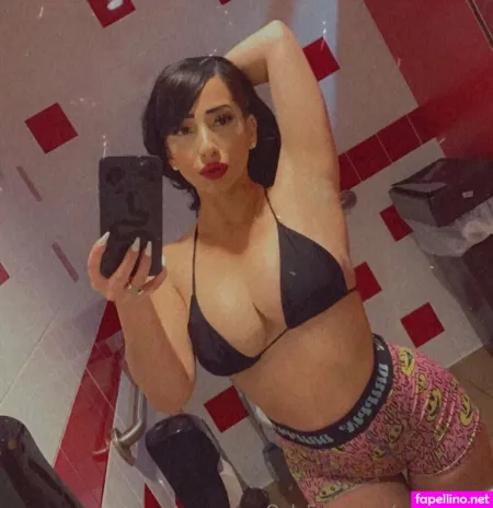 Roshiecruz OnlyFans Thumbnail #TPjV30KZvL