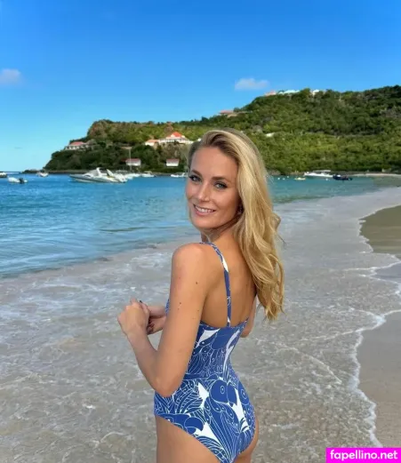 Rosi Walden OnlyFans Thumbnail #3YM667rXeL