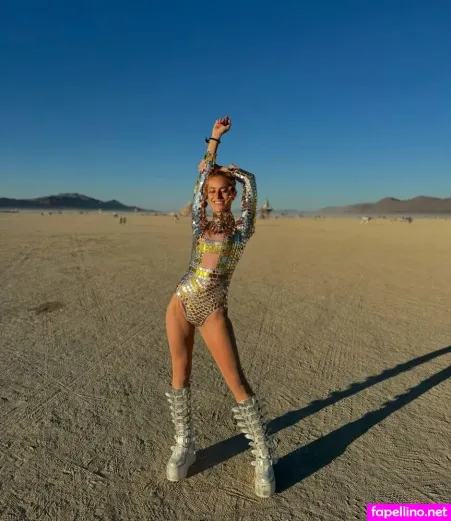 Rosi Walden OnlyFans Thumbnail #CpRX3gs9gq