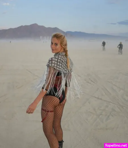 Rosi Walden OnlyFans Thumbnail #R5GP8mQFFe