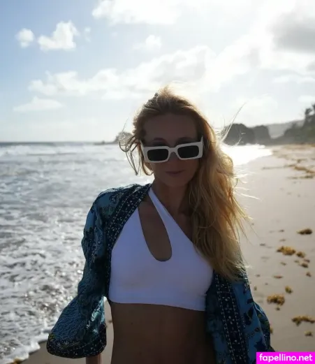 Rosi Walden OnlyFans Thumbnail #gPeiSmAeZh