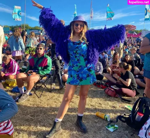 Rosie Dowsing OnlyFans Thumbnail #TZVW7ffatV