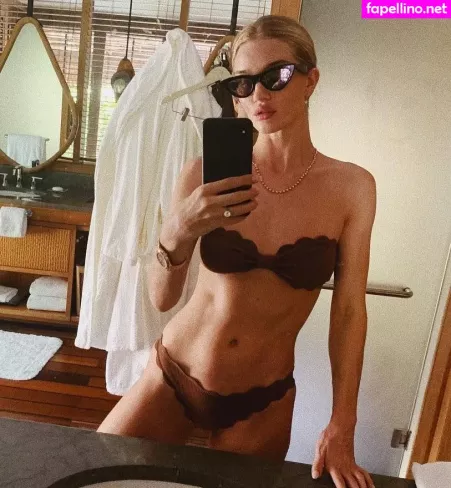 Rosie Huntington Whiteley OnlyFans Thumbnail #C4ywqzH4DP