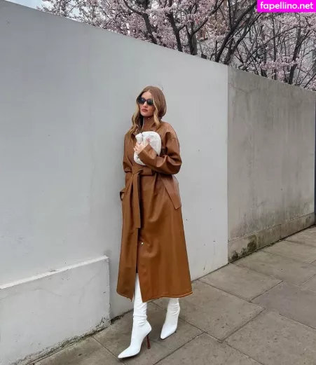 Rosie Huntington Whiteley OnlyFans Thumbnail #hJOFIYVuVf