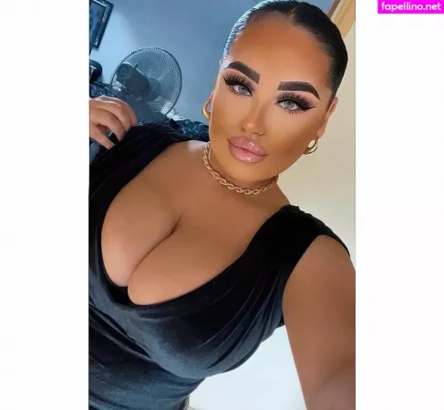 Rosie May OnlyFans Thumbnail #oFbdbLZ742