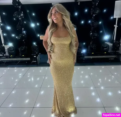 Rosie Mcclelland OnlyFans Thumbnail #r5sCfep5iT