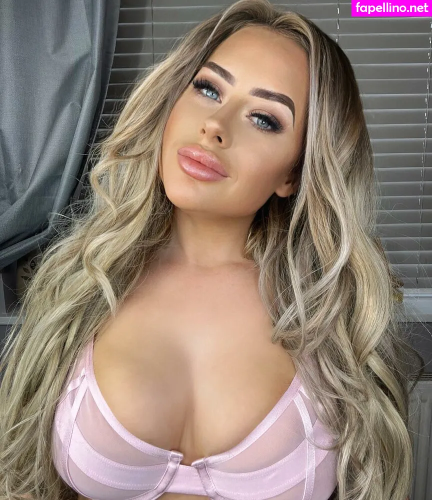 rosie_rendallx, rosierendall, rosierendallx Nude Leaked OnlyFans Photo #cIY0js0wRT