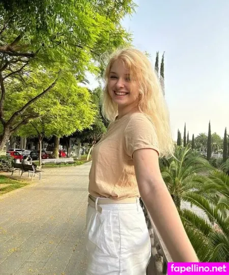 Rosie Titties OnlyFans Thumbnail #WBjXnPBiGq