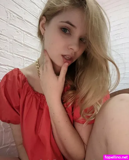 Rosie Wettie 1 OnlyFans Thumbnail #J8K3XFeZaT
