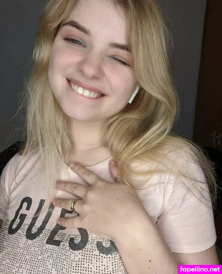 Rosie Wettie OnlyFans Thumbnail #bMcUoGGRTS