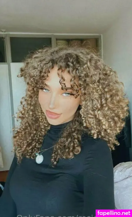 Rosie Wettie OnlyFans Thumbnail #xg45aDhQhF