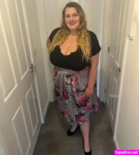 Rosie Wise 1 OnlyFans Thumbnail #2WsSSfNQwQ