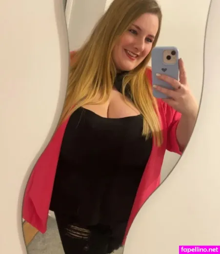Rosie Wise 1 OnlyFans Thumbnail #BWeoQQ9joB
