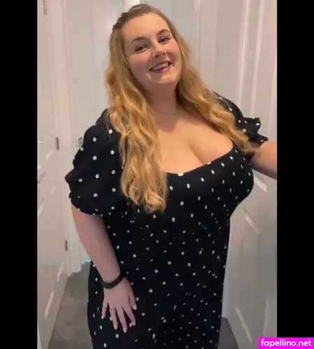 Rosie Wise 1 OnlyFans Thumbnail #OKsdyaXKj0