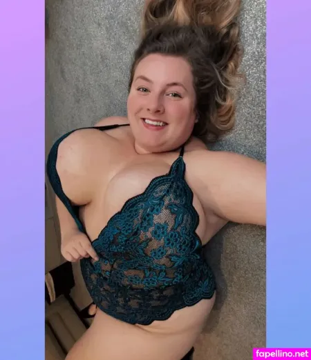 Rosie Wise 1 OnlyFans Thumbnail #XdK3OTSfux