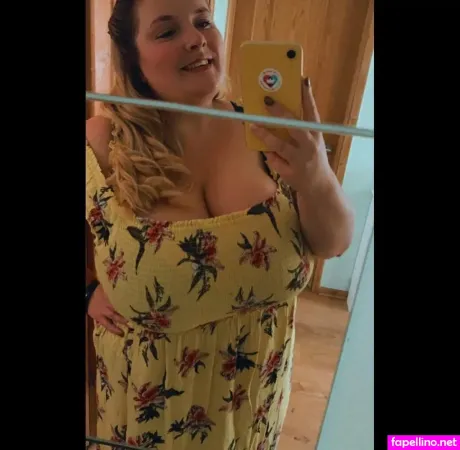Rosie Wise 1 OnlyFans Thumbnail #ZIt6YbPLLh